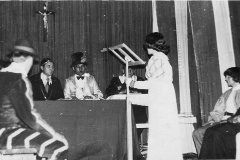 ae081